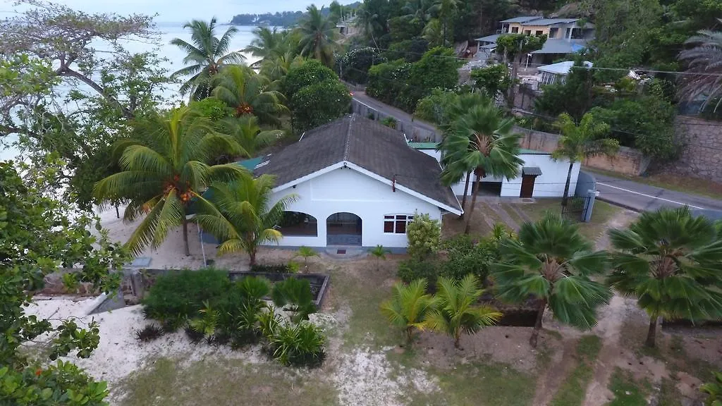 L'Escapade Beach Villa Au Cap Prázdninový dům